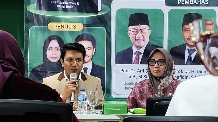 Alfarisi Thalib Peluncuran buku Komunikasi Politik Dalam Kendali Algoritma.